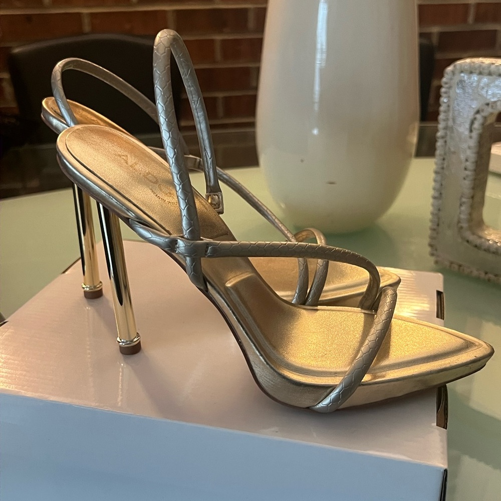 ALDOs SHOES